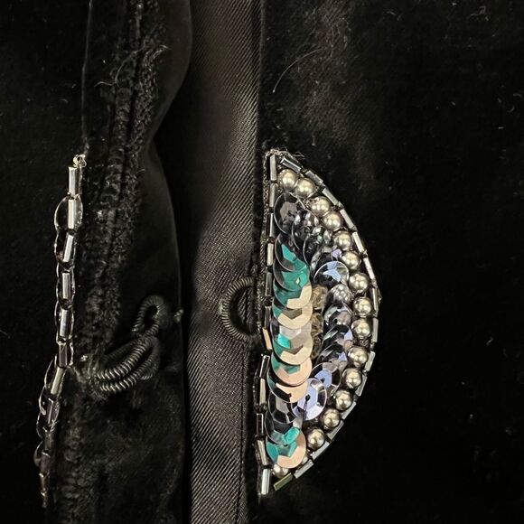 Vintage Sassoon velvet jacket with sequins. Size 8 - Picture 8 of 11